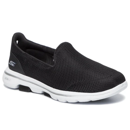 Chaussures Basses Skechers Go Walk 5 15901/BKW Black/White 1 Chaussures Basses Skechers Go Walk 5 15901/BKW Black/White